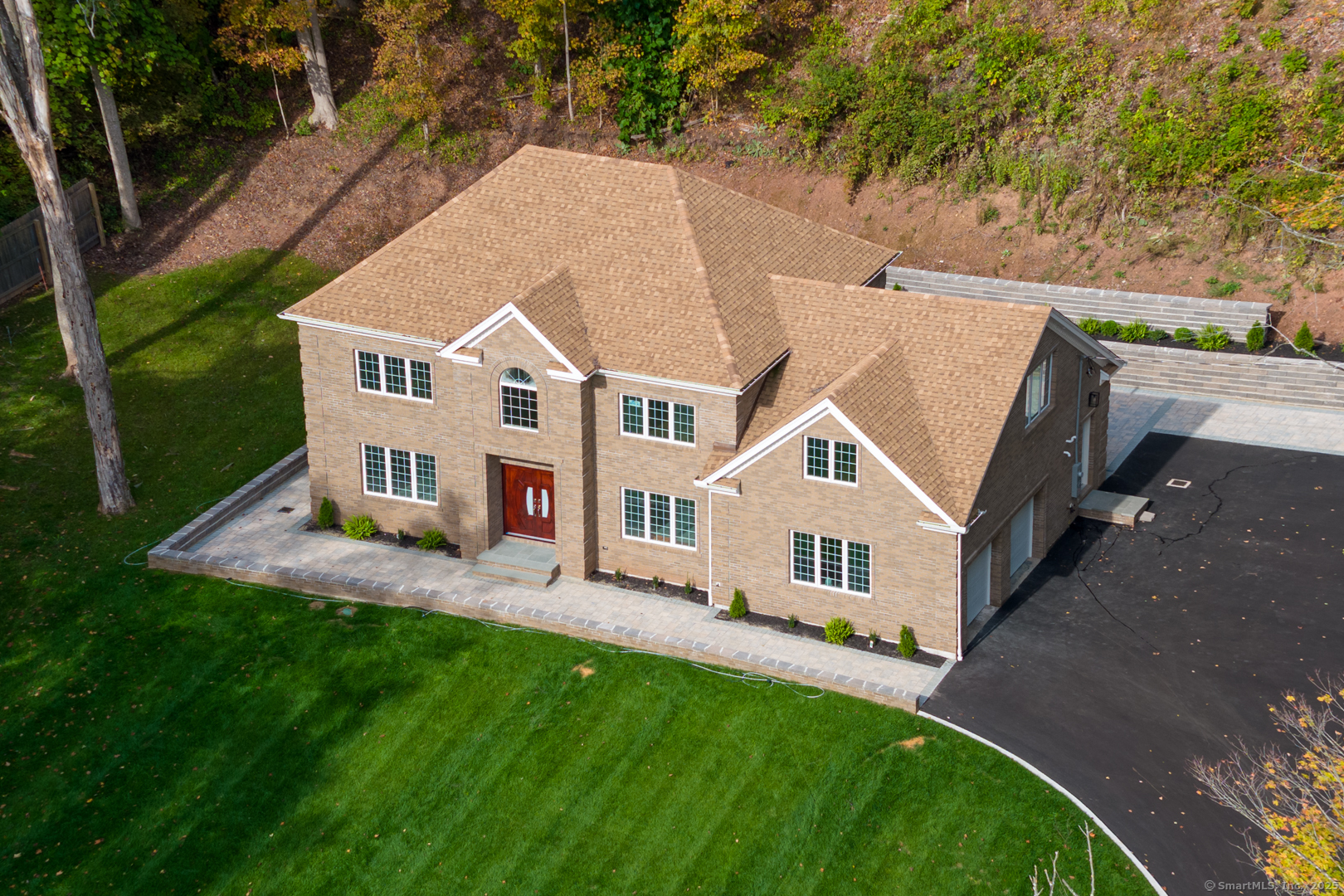 171 Oregon Road Meriden, CT 06451 - Photo 2 of 38 front view of house with a yard