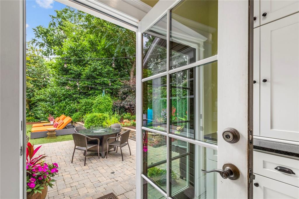 976 Adair Avenue Northeast Atlanta, GA 30306 - Photo 31 of 38 a view of an outdoor sitting space