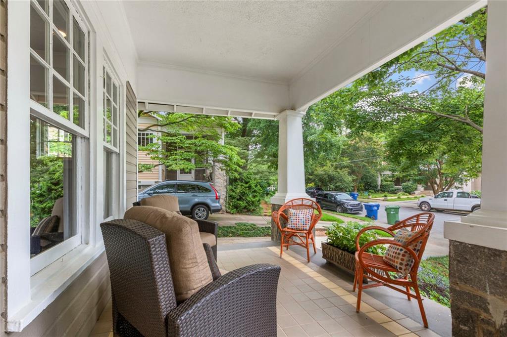 976 Adair Avenue Northeast Atlanta, GA 30306 - Photo 8 of 38 a outdoor living space with furniture and garden view