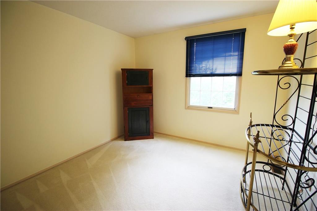 277 Quail Run Road Venetia, PA 15367 - Photo 19 of 25