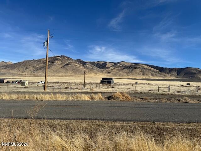 13430 Grass Valley Road Winnemucca, NV 89445 - Photo 5 of 8 a view of a building with a ocean view