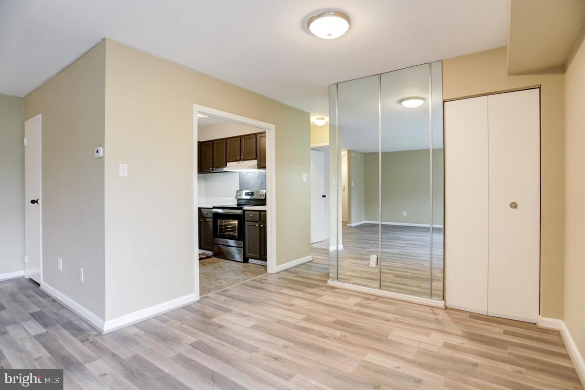 6139 Edsall Road, Unit I Alexandria, VA 22304 - Photo 11 of 26 Dining room space
