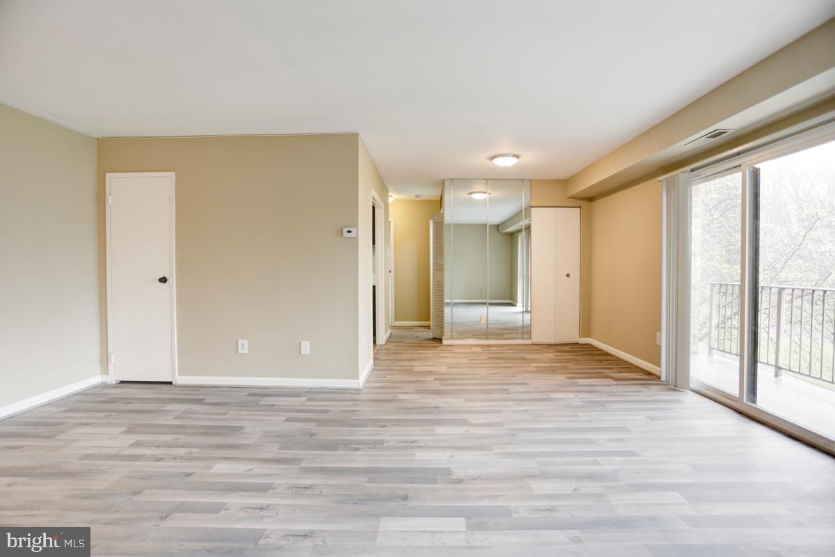 6139 Edsall Road, Unit I Alexandria, VA 22304 - Photo 26 of 26 Large open floor plan