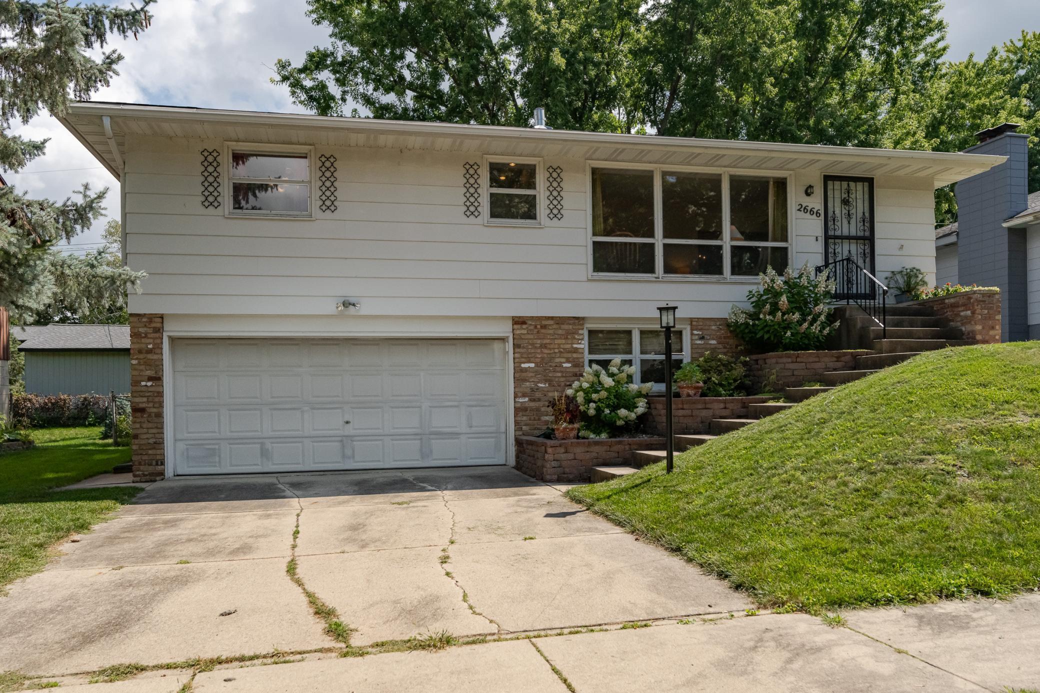 2666 3rd Place Northeast Rochester, MN 55906 - Photo 1 of 1 Gallery Image 1