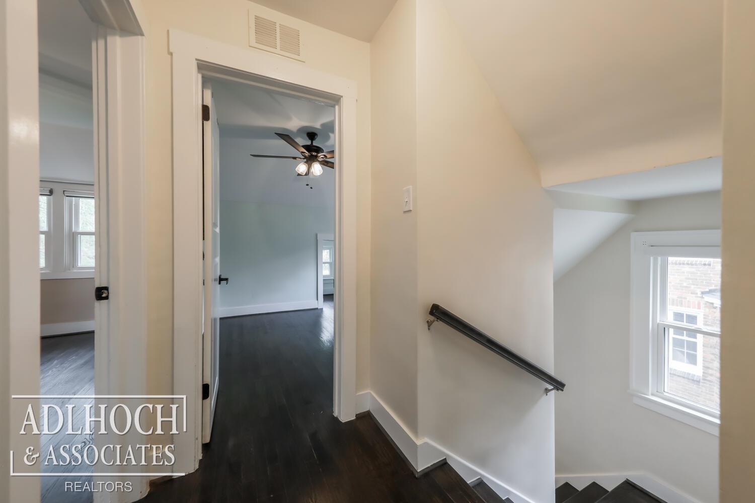 1438 Yorkshire Road Grosse Pointe Park, MI 48230 - Photo 12 of 19