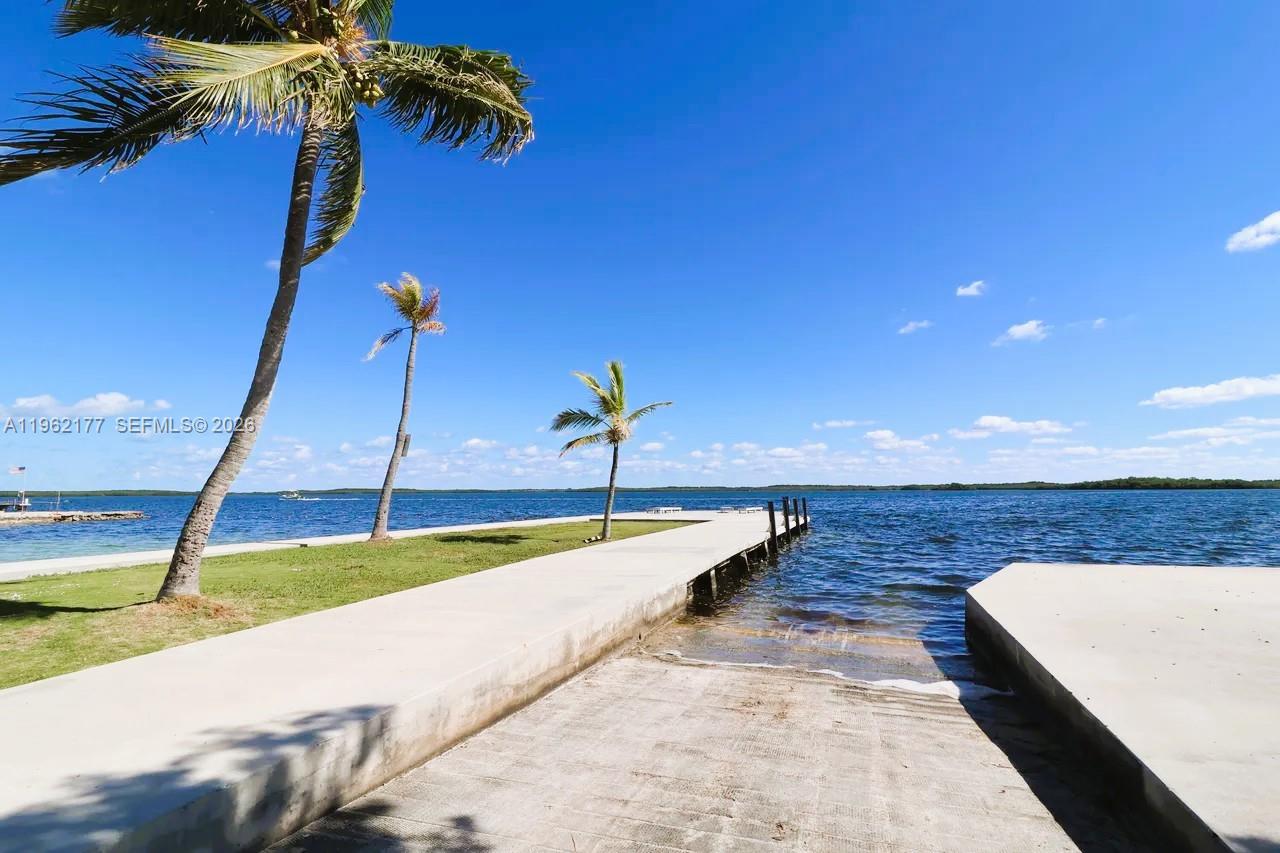 29 Bass Avenue Key Largo, FL 33037 - Photo 15 of 38 a view of a terrace with a terrace
