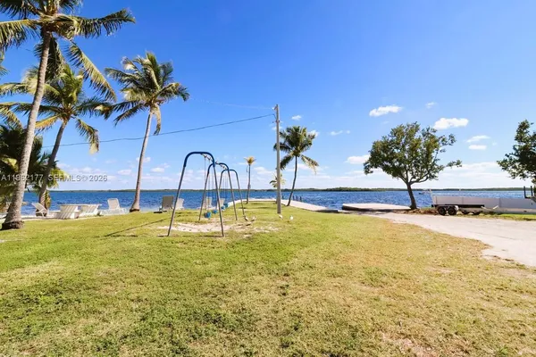$779,999 | 29 Bass Avenue, Key Largo, FL 33037
