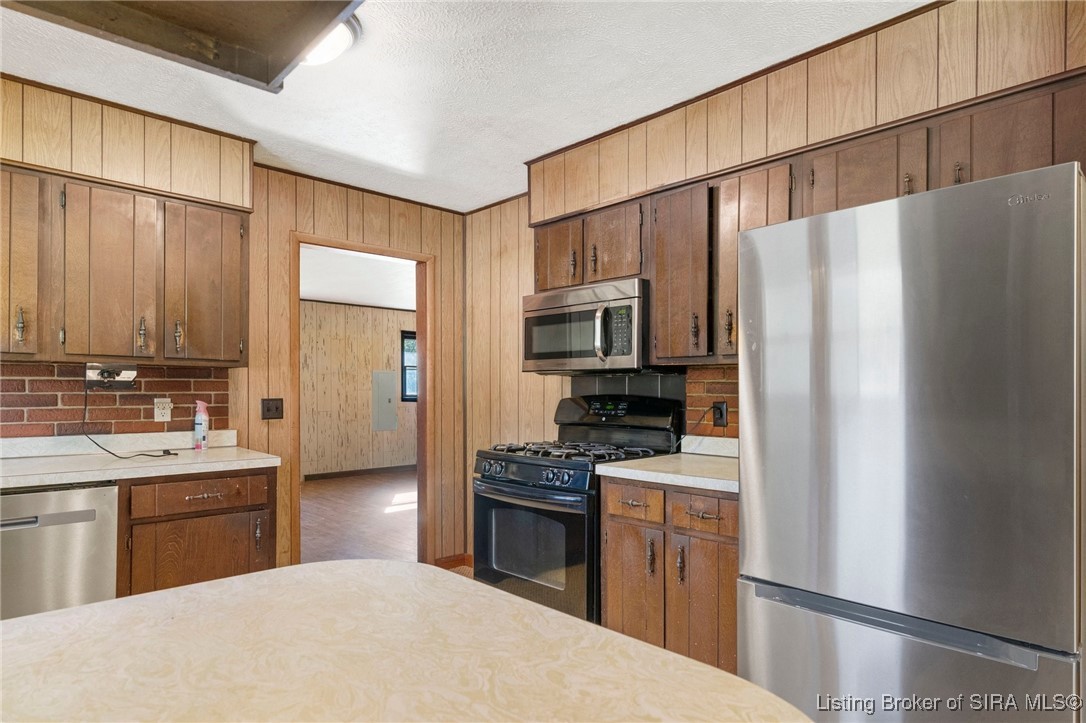 217 East Booe Road Austin, IN 47102 - Photo 13 of 24 Gallery Image 13