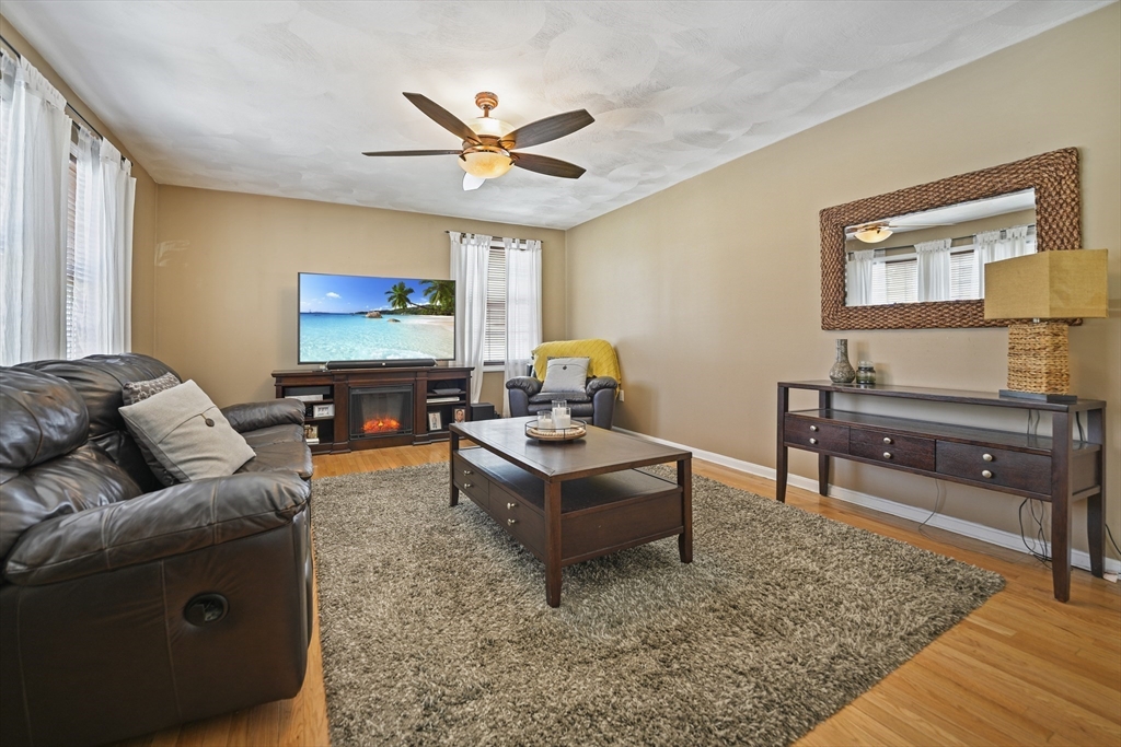 242 Tuttle Street Fall River, MA 02724 - Photo 7 of 27 Gallery Image 7