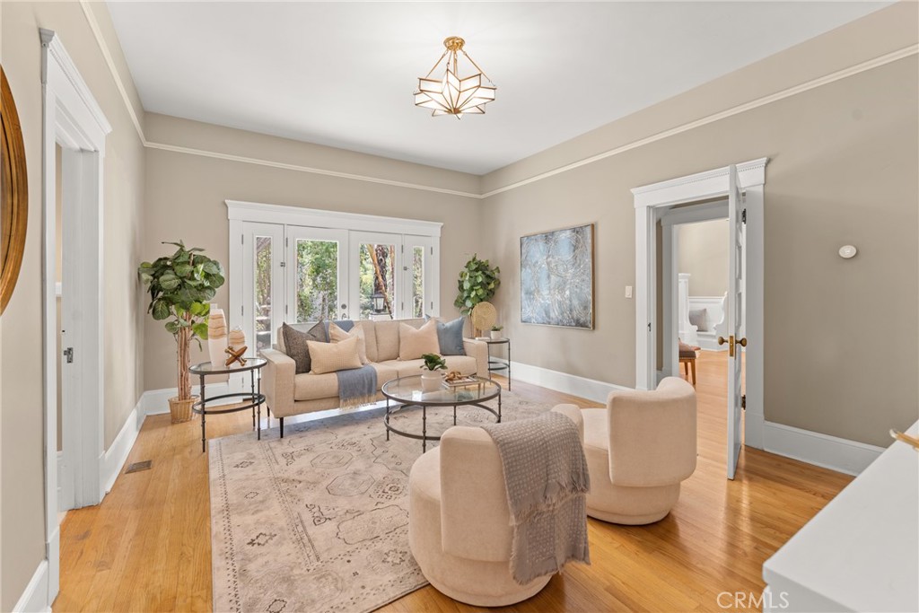 16 Campbell Avenue Redlands, CA 92373 - Photo 18 of 57 a living room with furniture and a window
