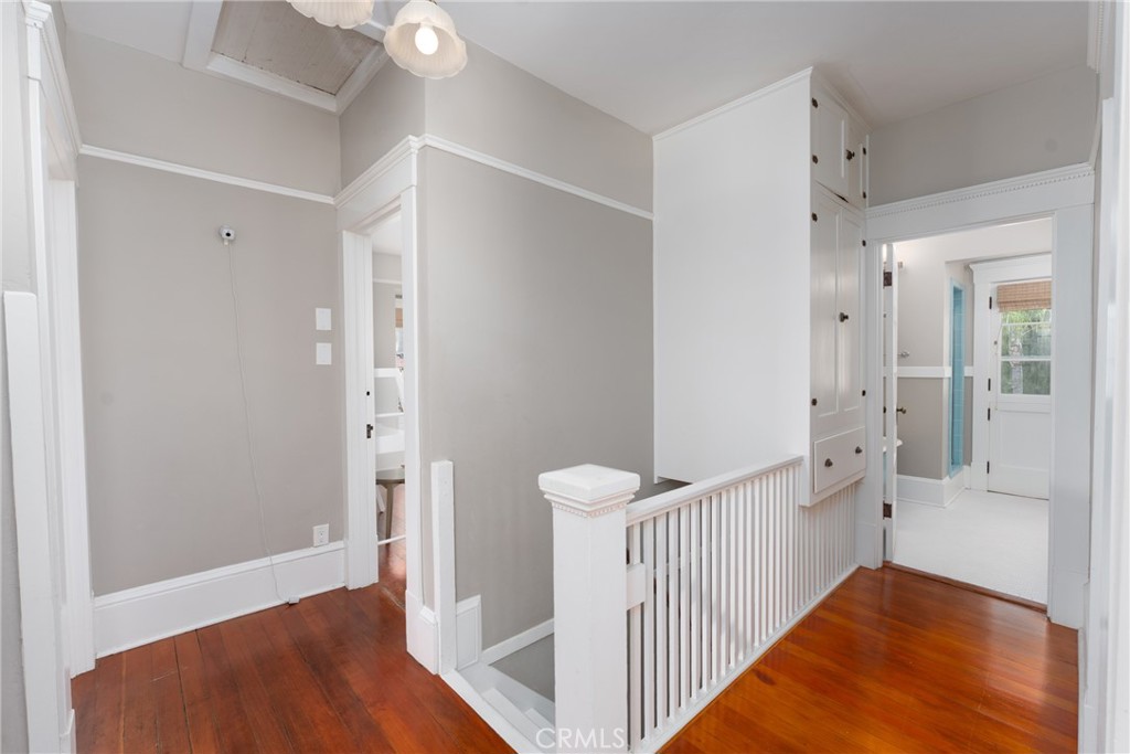16 Campbell Avenue Redlands, CA 92373 - Photo 31 of 57 a view of a hallway