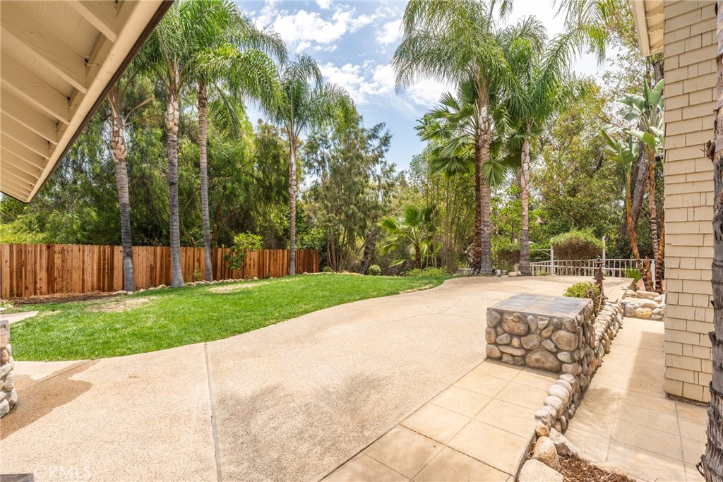 16 Campbell Avenue Redlands, CA 92373 - Photo 51 of 57