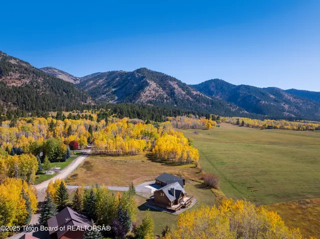 $1,649,000 | 138 W Forest, Star Valley Ranch, WY 83127