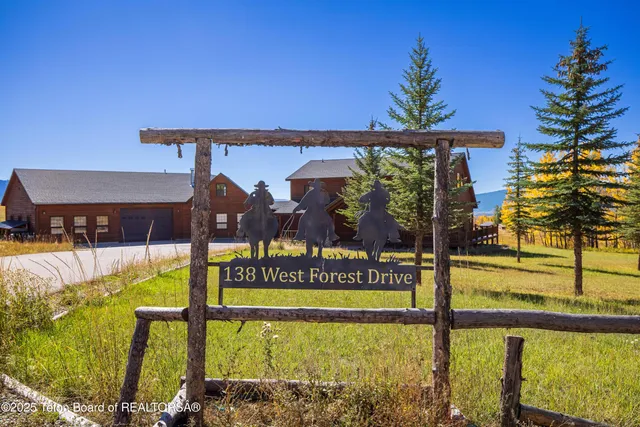 $1,649,000 | 138 W Forest, Star Valley Ranch, WY 83127