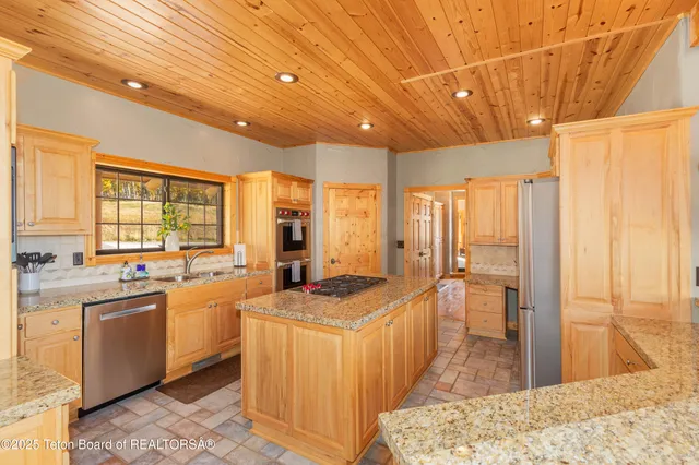 $1,649,000 | 138 W Forest, Star Valley Ranch, WY 83127