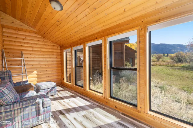 $1,649,000 | 138 W Forest, Star Valley Ranch, WY 83127