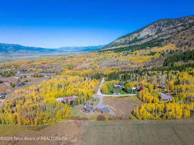 $1,649,000 | 138 W Forest, Star Valley Ranch, WY 83127