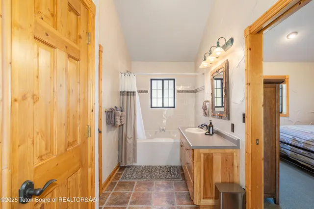 $1,649,000 | 138 W Forest, Star Valley Ranch, WY 83127