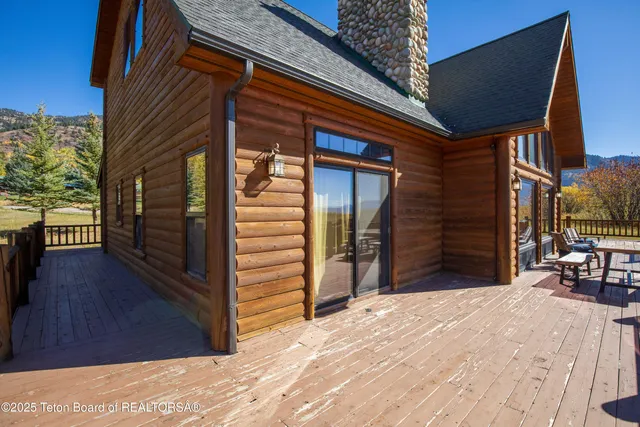 $1,649,000 | 138 W Forest, Star Valley Ranch, WY 83127
