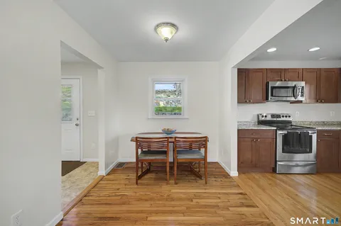 $585,000 | 11 Candlewood Springs Road, New Milford, CT 06776