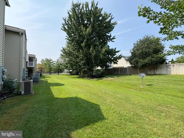 $95,000 | 19 Foxglove Drive, Delran, NJ 08075