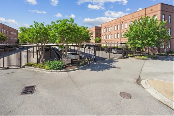 $144,900 | 731 Litty Court, Unit 305, Memphis, TN 38103