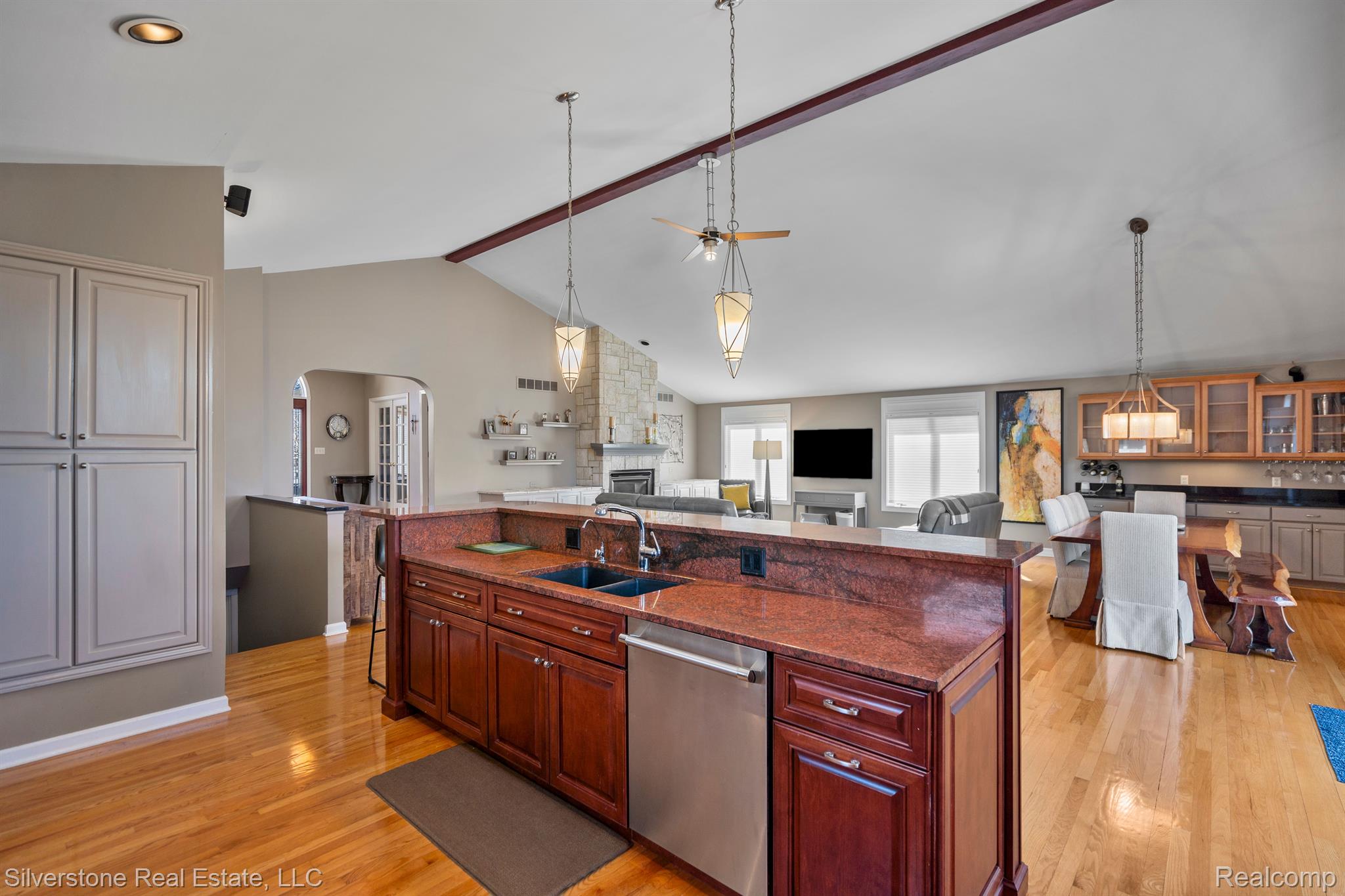 38415 Riverside Drive Clinton Township, MI 48036 - Photo 22 of 49 Gallery Image 22