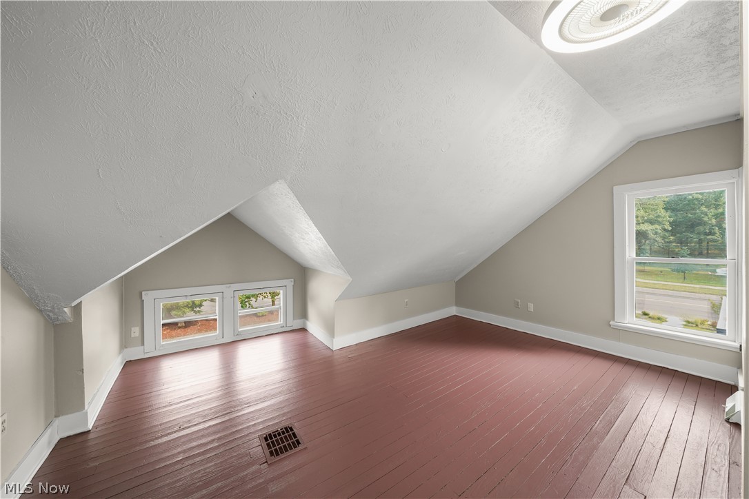 114 Linden Road Kent, OH 44240 - Photo 25 of 46 Gallery Image 25