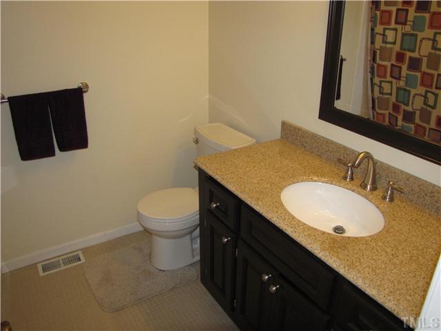716 Merwin Road Raleigh, NC 27606 - Photo 18 of 24 2nd floor full bath