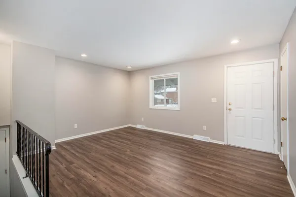 $439,900 | 3920 Camelot Drive Southeast, Unit 3922, Grand Rapids, MI 49546