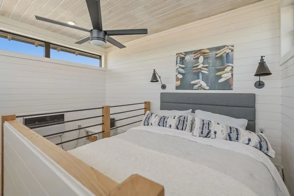 $465,000 | 108 Lakeside Cove, Martindale, TX 78655