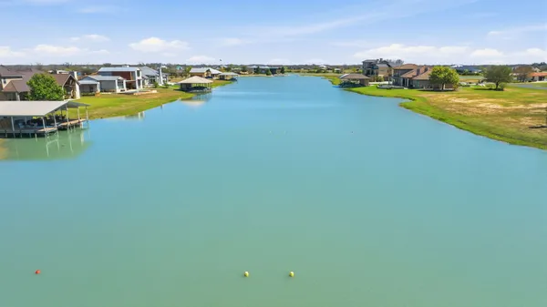$465,000 | 108 Lakeside Cove, Martindale, TX 78655