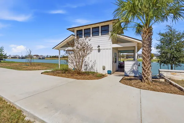 $465,000 | 108 Lakeside Cove, Martindale, TX 78655