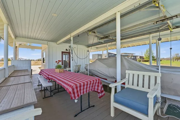 $465,000 | 108 Lakeside Cove, Martindale, TX 78655