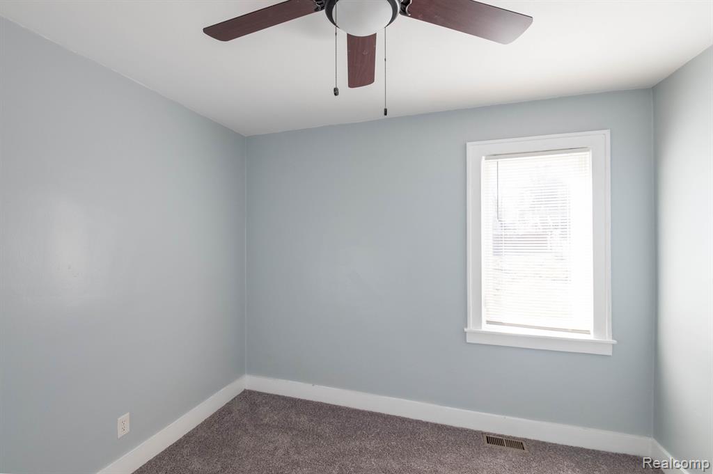148 East Rundell Street Pontiac, MI 48342 - Photo 10 of 21 Gallery Image 10