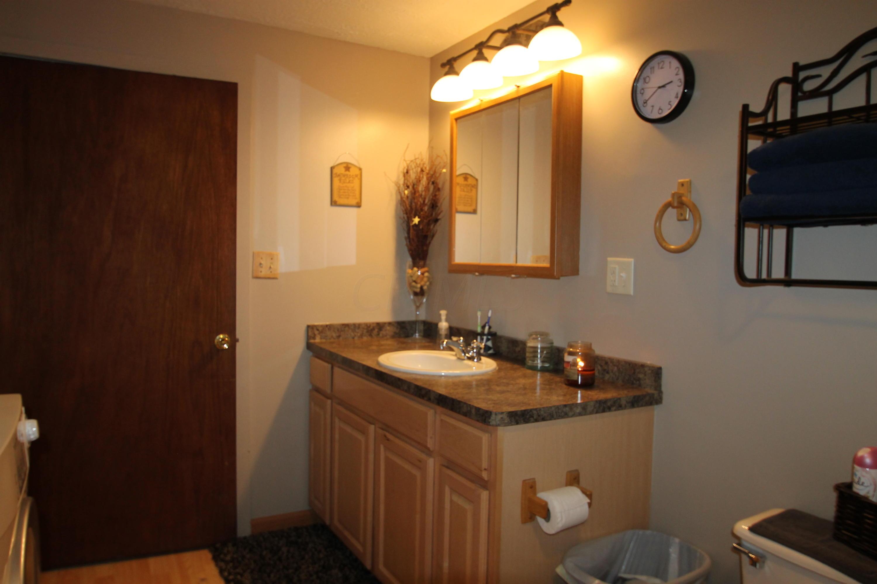 6621 Feasel Road Mount Vernon, OH 43050 - Photo 20 of 26 Gallery Image 20