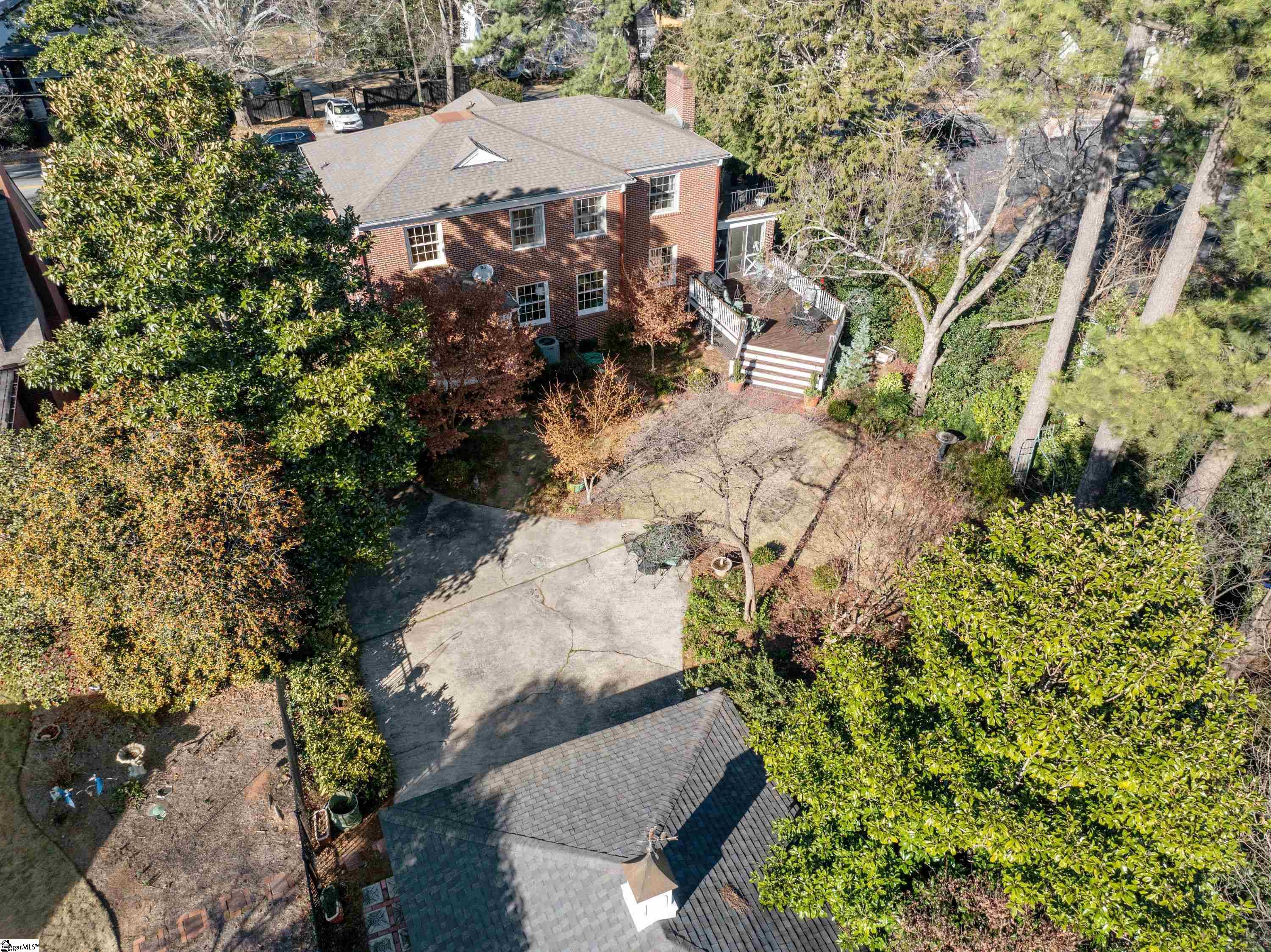 404 East Faris Road Greenville, SC 29605 - Photo 2 of 40 Gallery Image 2