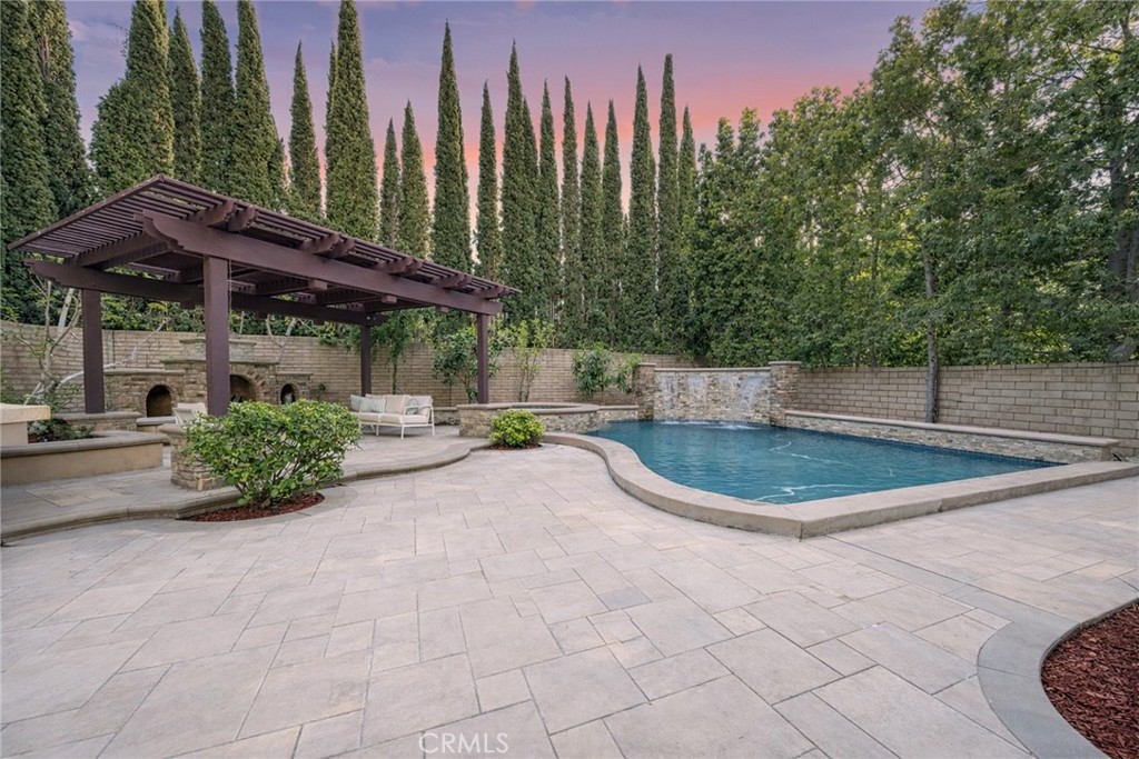 2 Conifer Irvine, CA 92620 - Photo 5 of 60