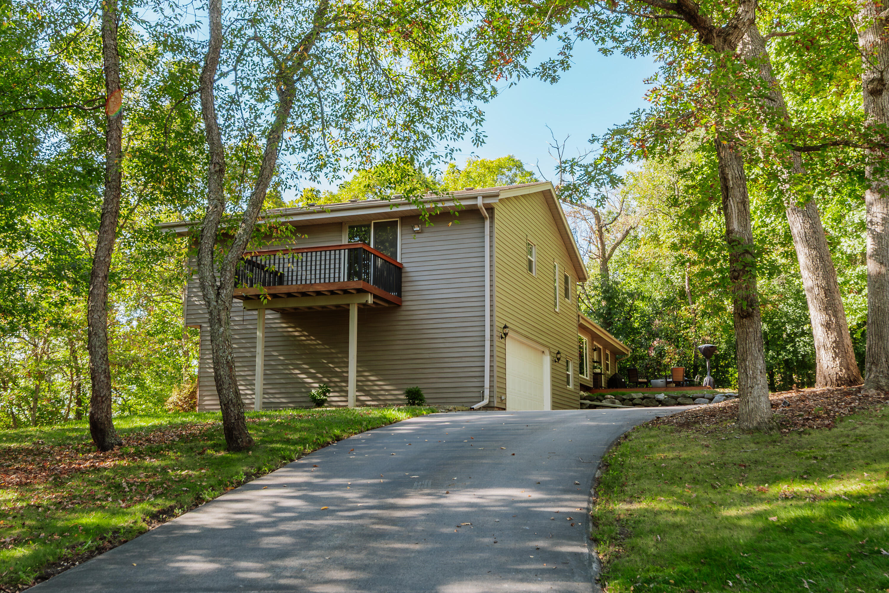 715 Lochtyn Ridge Wales, WI 53183 - Photo 1 of 59 715 Lochtyn Ridge49