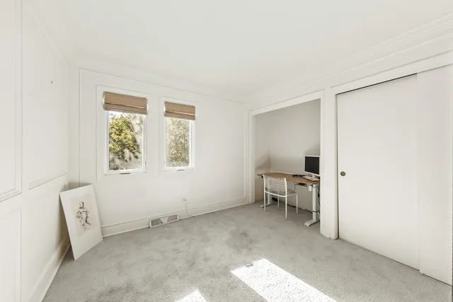 $549,900 | 715 Lochtyn Ridge, Wales, WI 53183