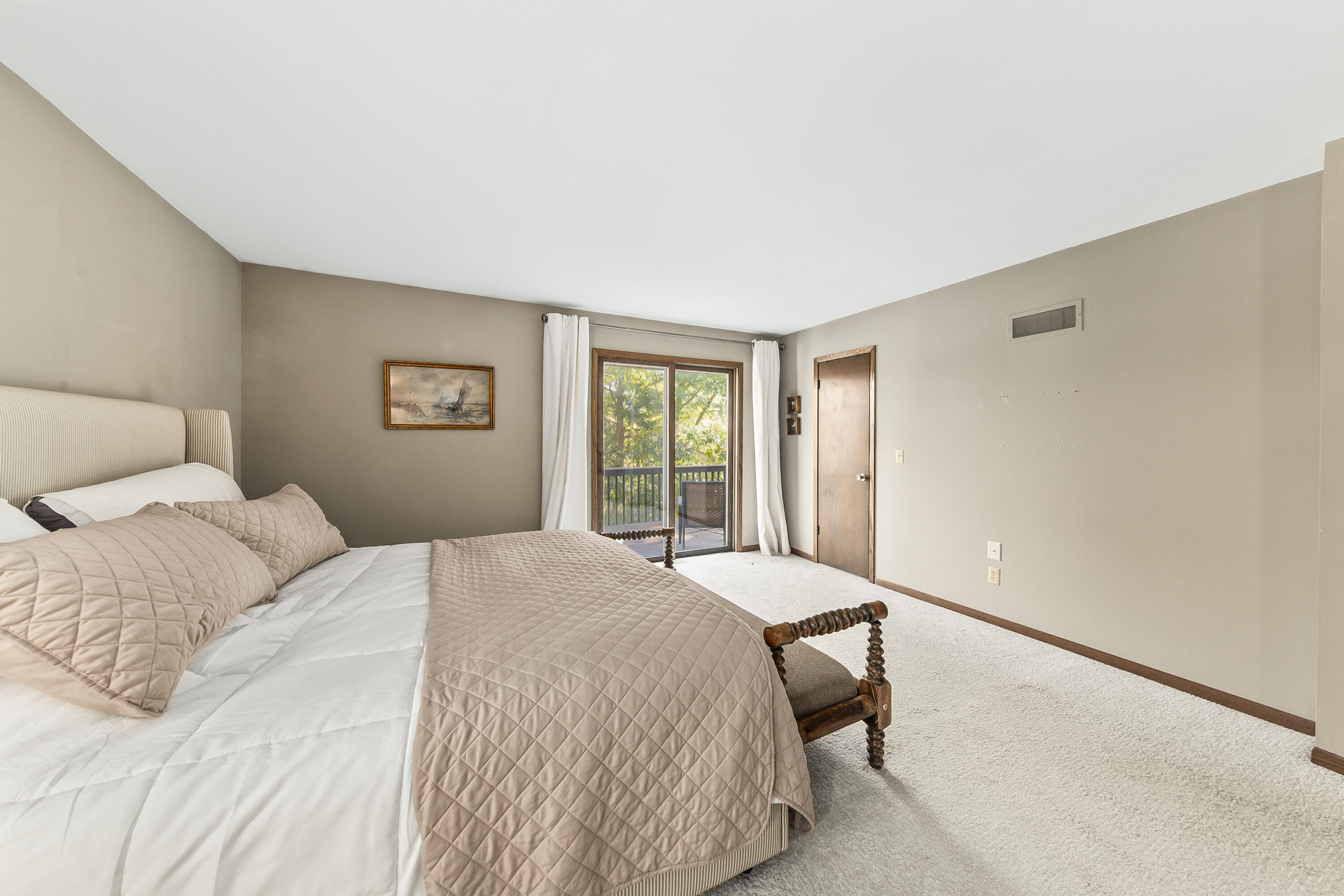 715 Lochtyn Ridge Wales, WI 53183 - Photo 33 of 59 715 Lochtyn Ridge32