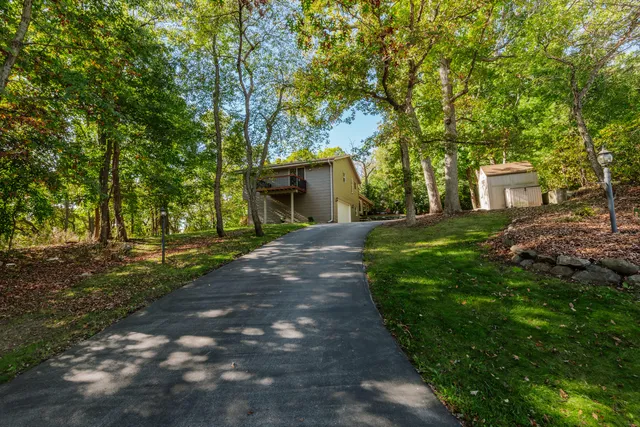 $549,900 | 715 Lochtyn Ridge, Wales, WI 53183