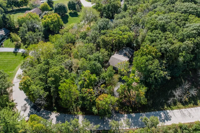 $549,900 | 715 Lochtyn Ridge, Wales, WI 53183