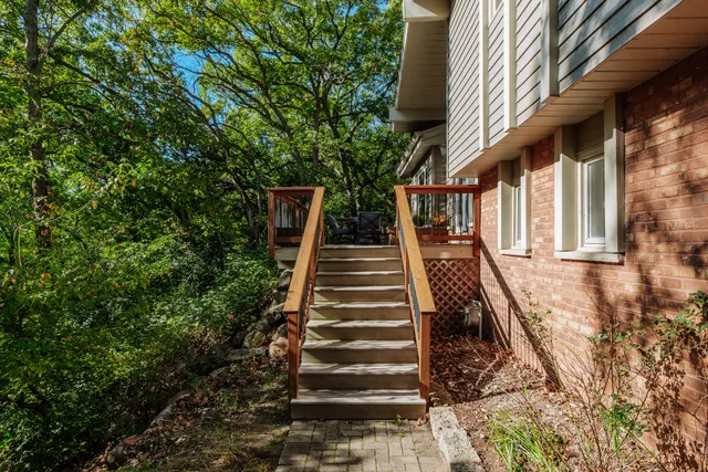 $549,900 | 715 Lochtyn Ridge, Wales, WI 53183