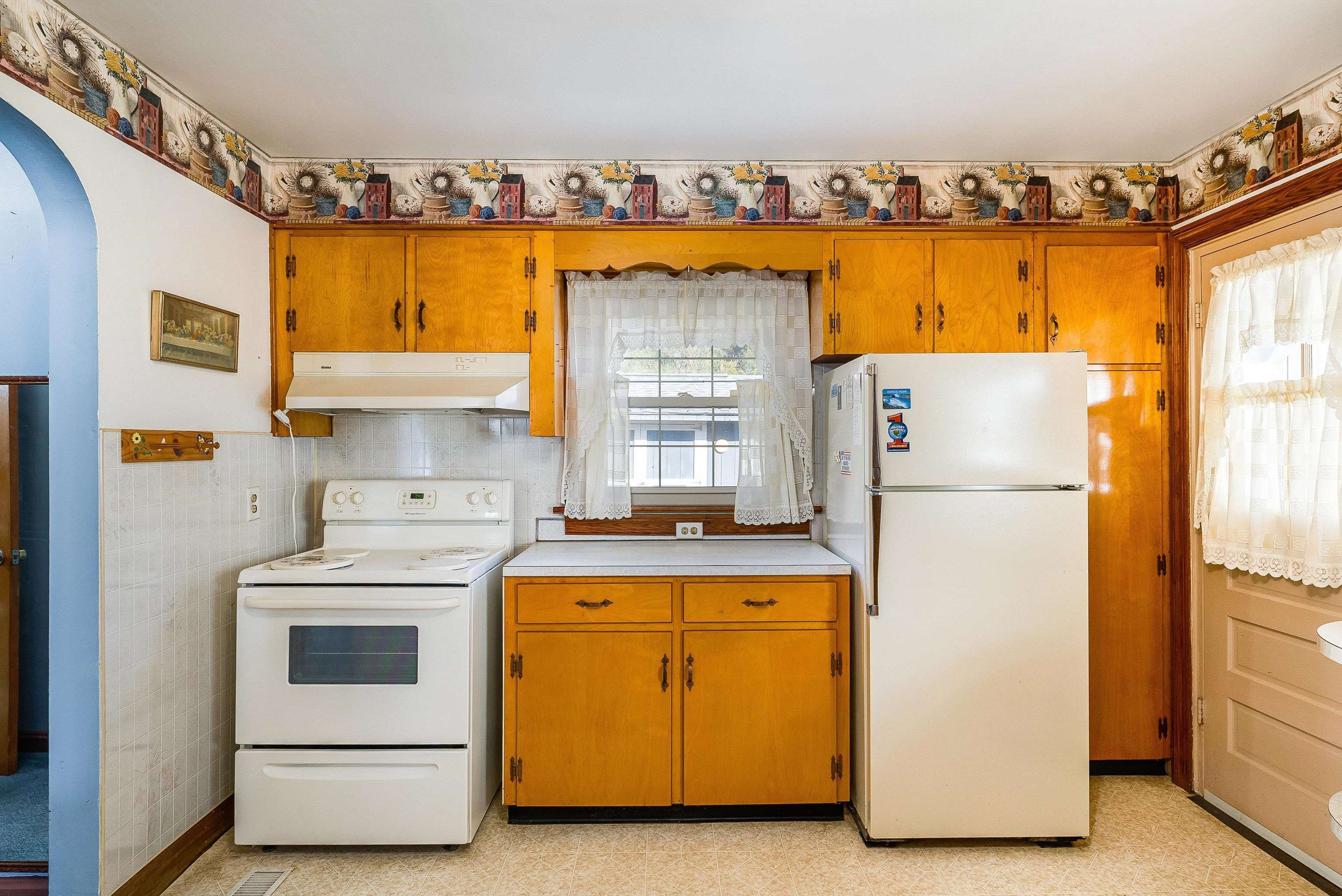 18753 Mt Pleasant Road Elkton, VA 22827 - Photo 20 of 34 a utility room with dryer and washer
