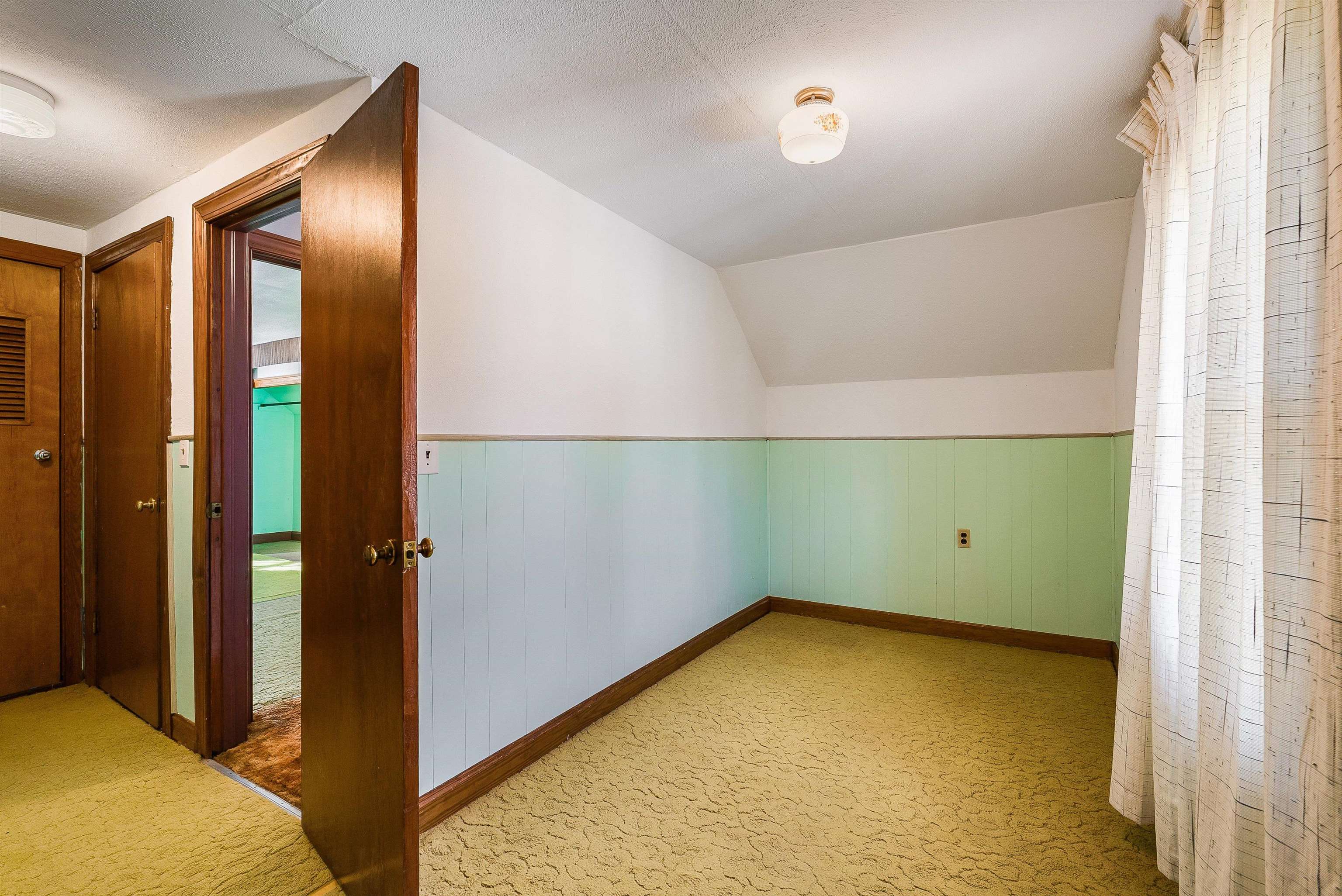 18753 Mt Pleasant Road Elkton, VA 22827 - Photo 27 of 34