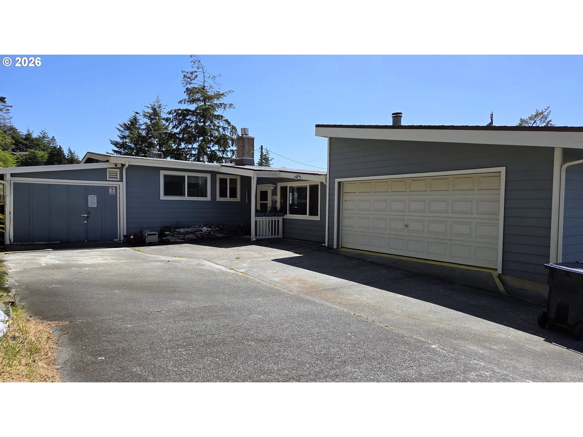 94293 June Street Gold Beach, OR 97444 - Photo 4 of 31