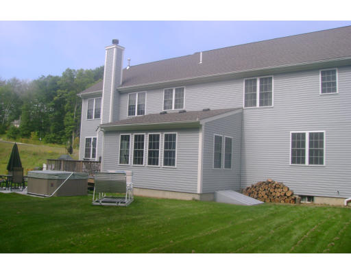 107 Stonybrook Road Marshfield, MA 02050 - Photo 3 of 7 Gallery Image 3
