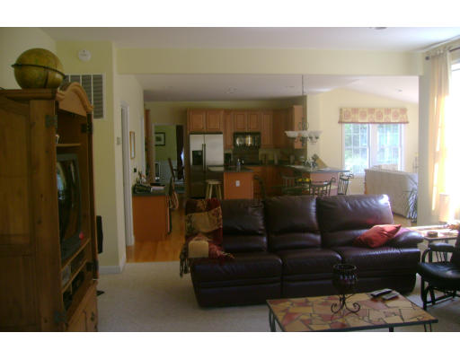 107 Stonybrook Road Marshfield, MA 02050 - Photo 5 of 7 Gallery Image 5
