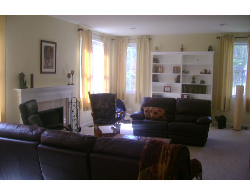 107 Stonybrook Road Marshfield, MA 02050 - Photo 6 of 7 Gallery Image 6